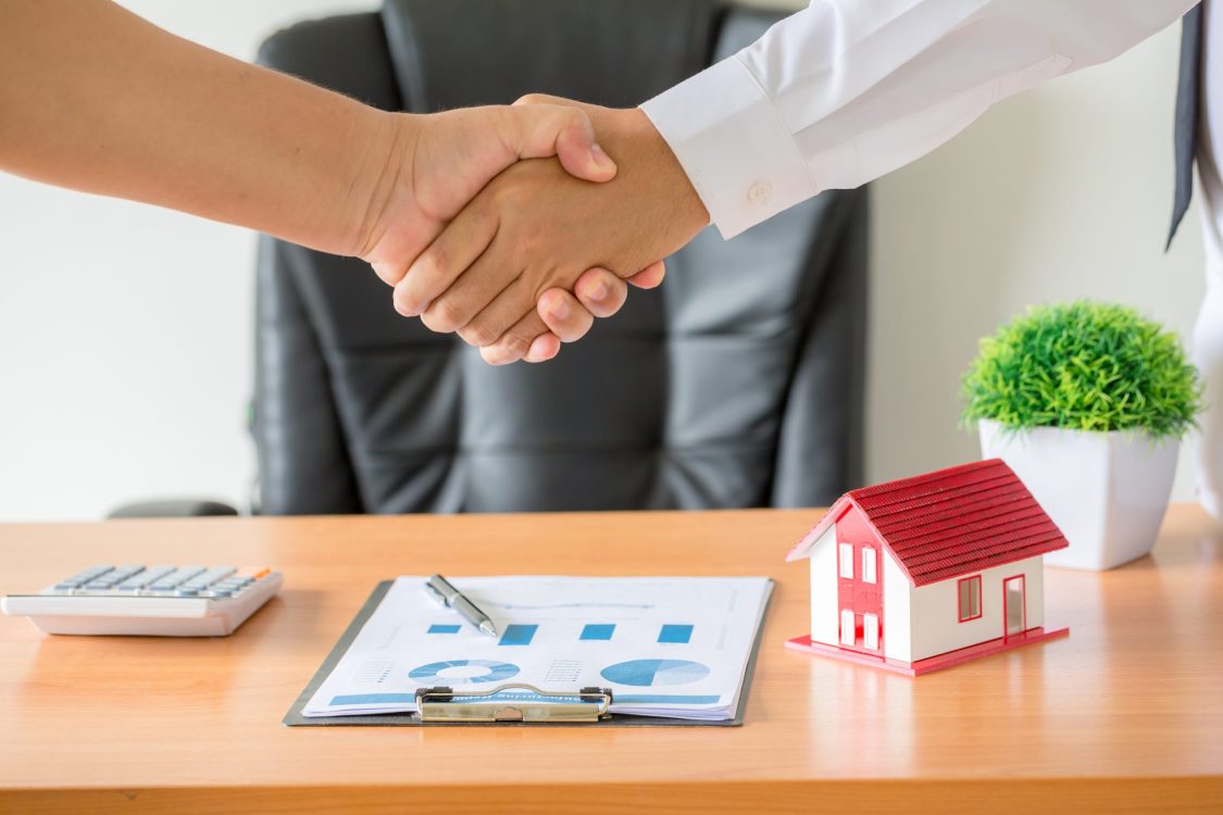 hands-agent-client-shaking-hands-after-signed-contract-buy-new-apartment-scaled-e1738263121160